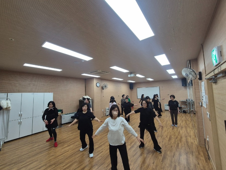 KakaoTalk_20250402_085530189_05.jpg