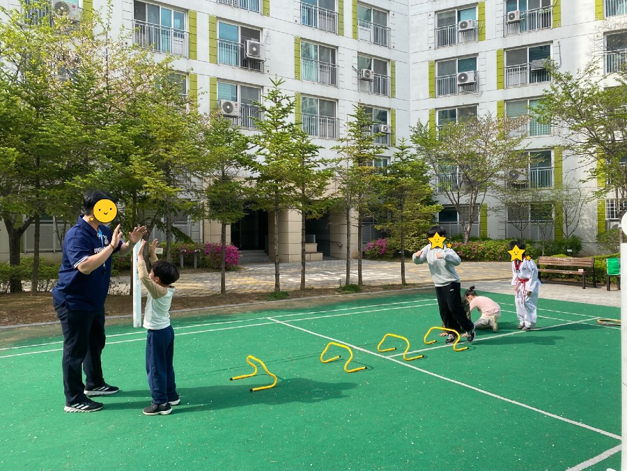 04.18 2회기 집단체육 - 스티커2.jpg