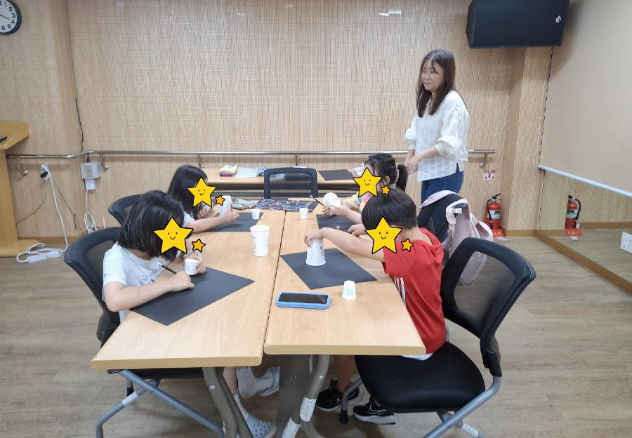 06.05 집단미술 활동사진 3.jpg